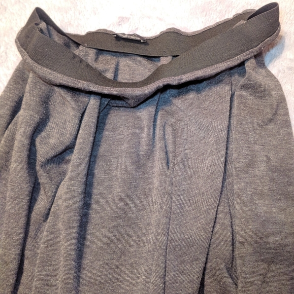 Zara Grey Raw Edge Stretch Mini Skirt Large - Picture 2 of 7